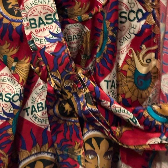 100% silk Tabasco robe one size fits most red with suns new with tag - Picture 6 of 6